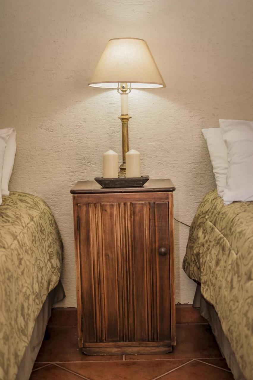 Hotel Mansion Del Rey Antigua Ngoại thất bức ảnh