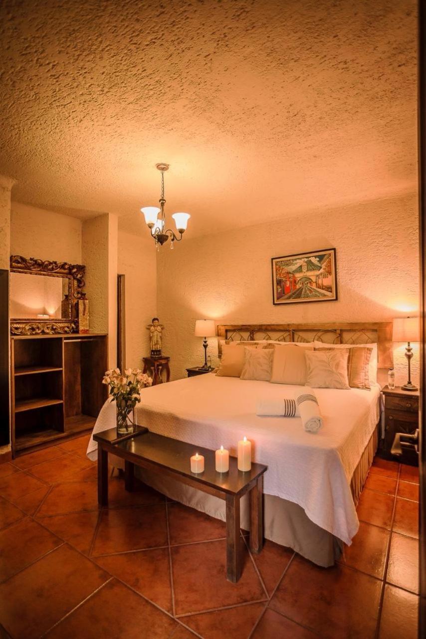 Hotel Mansion Del Rey Antigua Ngoại thất bức ảnh